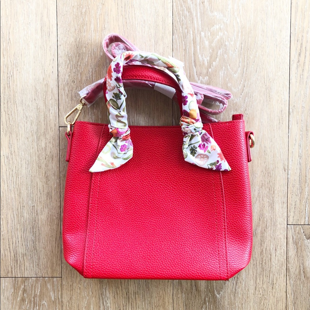 Estée Lauder Mini Red Tote Bag
